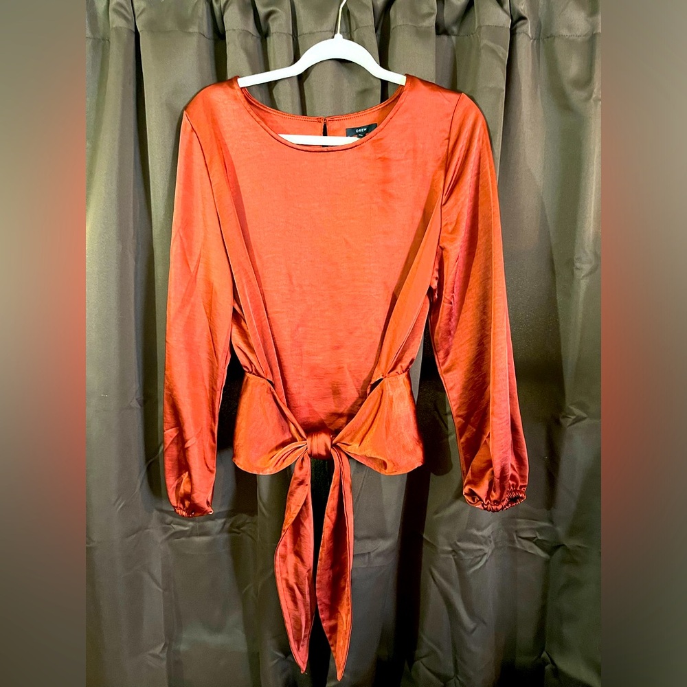 Ladies NWT Drew Blouse, Size L, Burnt Orange with wrap around tie, stunning